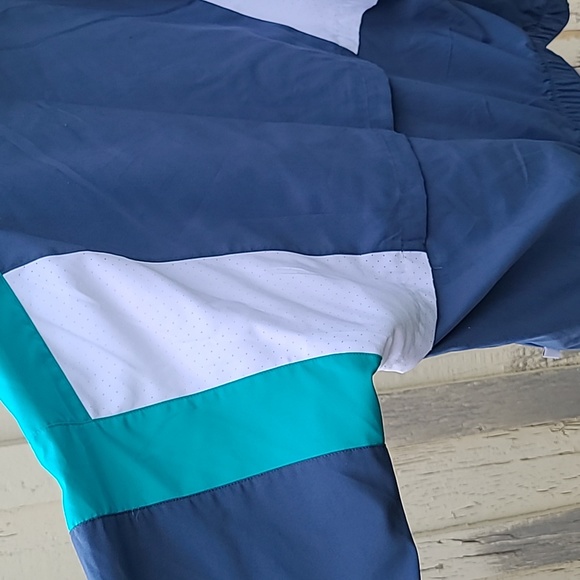 New Balance Color Block Jacket - Picture 6 of 11